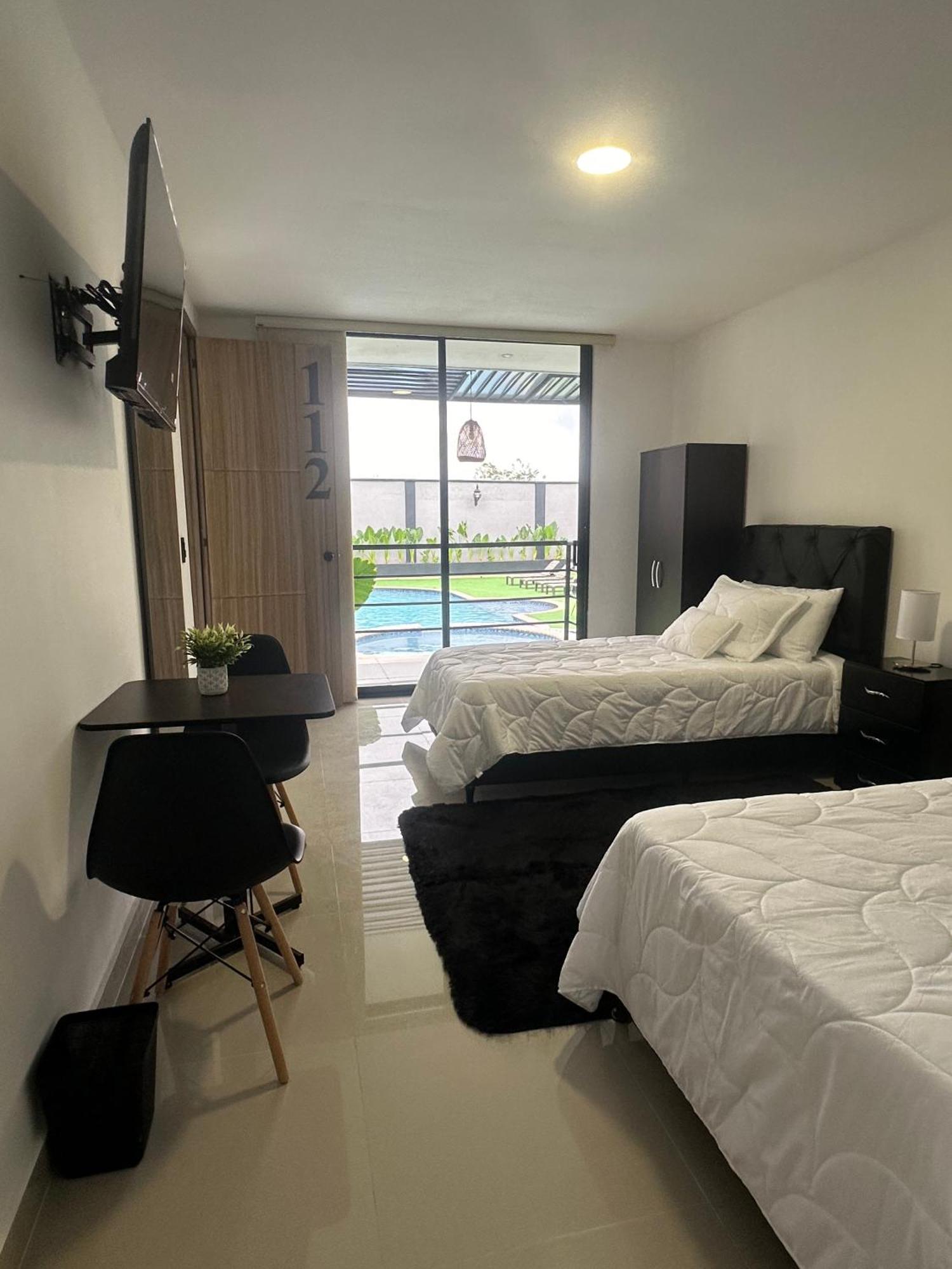 Hotel Boutique Ciudad Jardin Кали Экстерьер фото