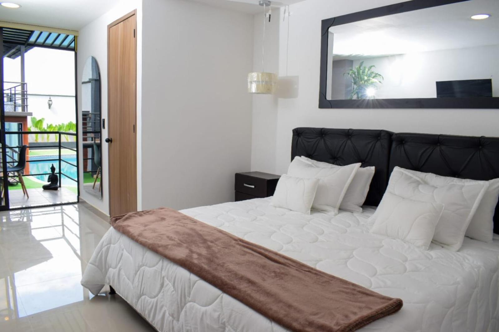 Hotel Boutique Ciudad Jardin Кали Экстерьер фото